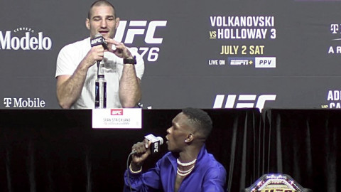 Israel Adesanya and Sean Strickland have heated exchange at UFC 276 Press Conference | Video