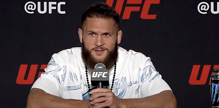 Rafael Fiziev thinks Conor McGregor gets drunk and high before posting on social media