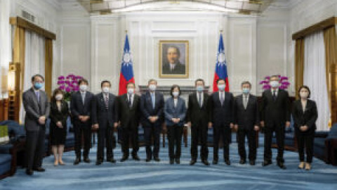 Japan Discusses Preparations for Conflict in a Rare Visit to Taiwan