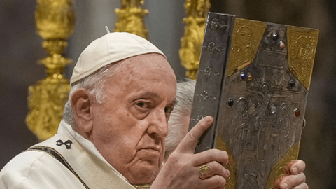 Nicaraguans Denounce ‘Scandalous Silence’ of Pope Francis as Communists Attack Churches, Silence Catholic Radio