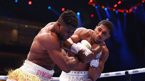Anthony Joshua Knocks Out Francis Ngannou | Highlight