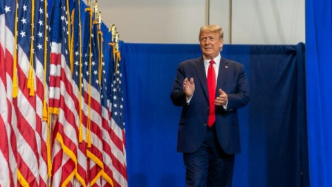 Watch Live: Donald Trump Holds Rally in Las Vegas