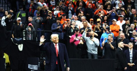 Trump Receives Thunderous Applause as He Arrives at NCAA Wrestling Championship