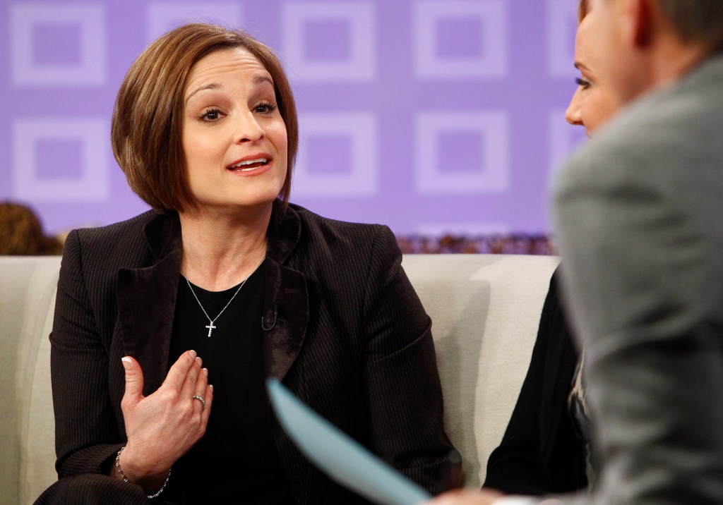 US Olympic hero Mary Lou Retton allegedly had a bottle of wine in Porsche, was slurring words during DUI arrest: report