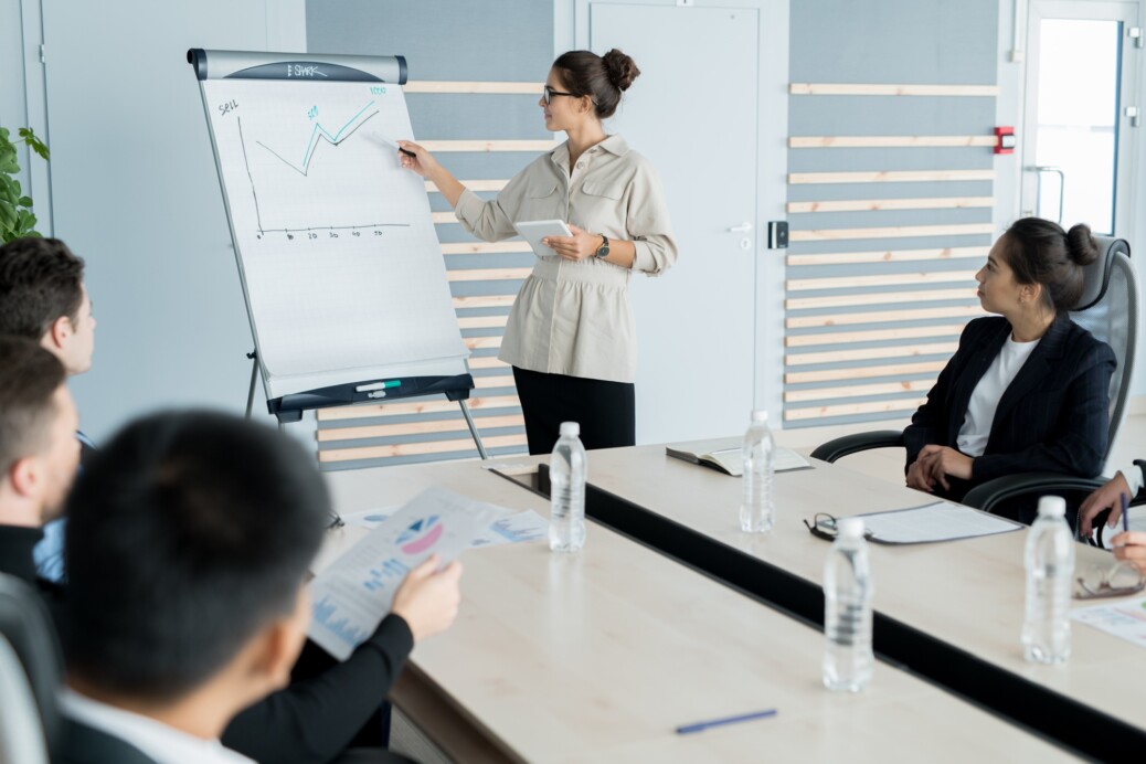 Mastering Sales Role Playing for Enhanced Performance and Confidence