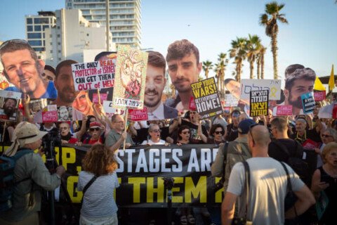 3 out of 4 Israelis support ending Gaza War in exchange for hostage release