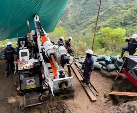 Newmont unveils sale of 9.4% stake in Orosur Mining