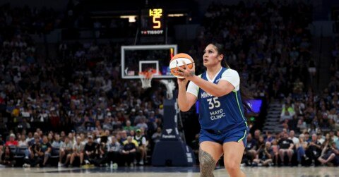 Los Angeles Sparks sign WNBA player who their head coach knows very well