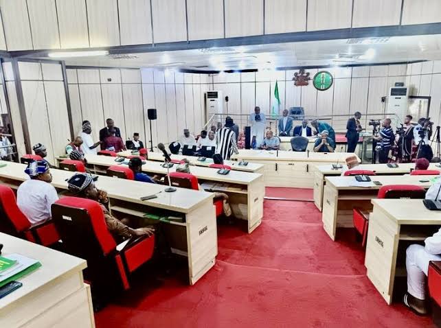 Benue Assembly Suspends Five Lawmakers