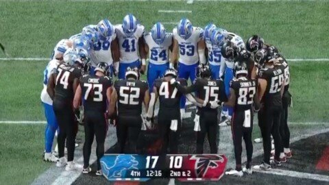 NFL Game Ends with Powerful Moment of Prayer after Scary Injury