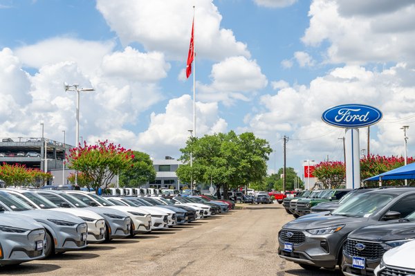 Retail sales grew in July, driven by surging auto purchases