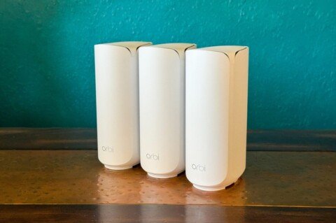 Netgear Orbi 370 Review: Affordable Wi-Fi 7 Mesh That Doesn’t Suck