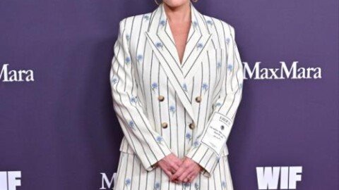 Kate Winslet claims that fear prevented her from directing earlier