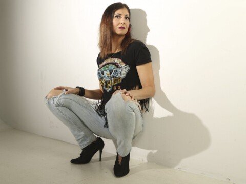 Rare woman yakuza on path to redemption in Japan