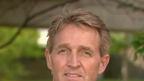 Flake: Trump Is ‘Completely Out of Touch’ on the Economy