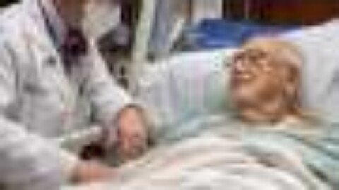 Six strategies to reinvigorate the doctor-patient bedside encounter