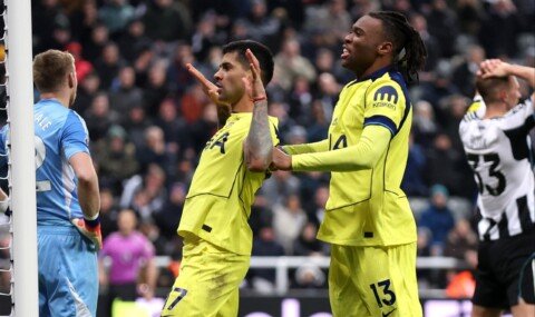 ‘Grow up’ – Tottenham players slammed by Troy Deeney for ’embarrassing’ gesture