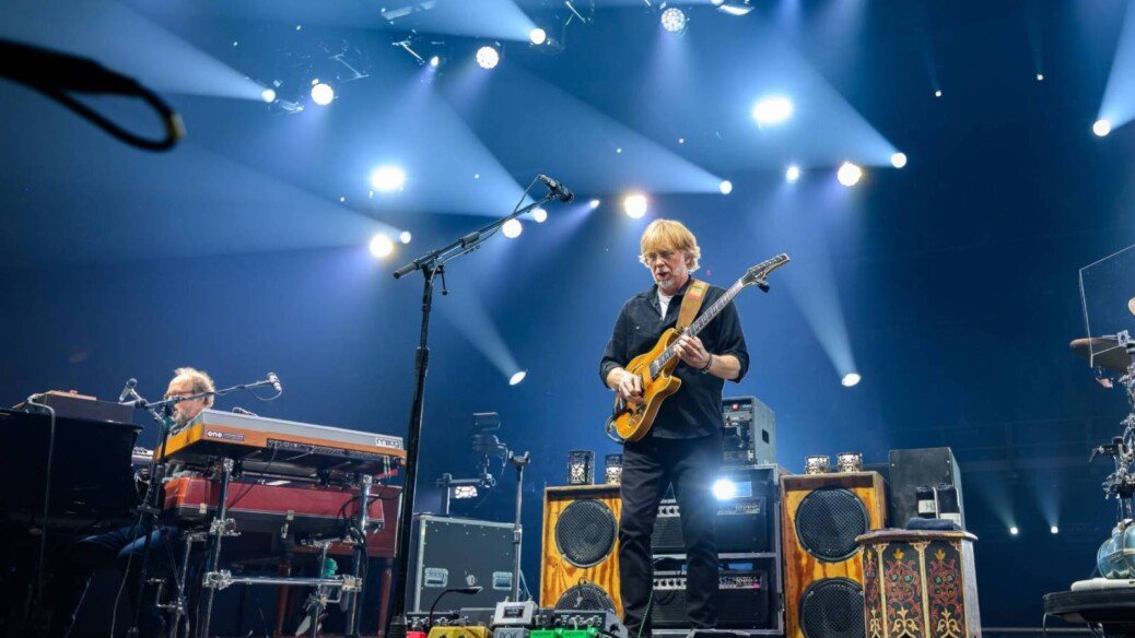 Watch Phish Ring In the New Year by Playing Prince’s ‘Cream’ for the First Time