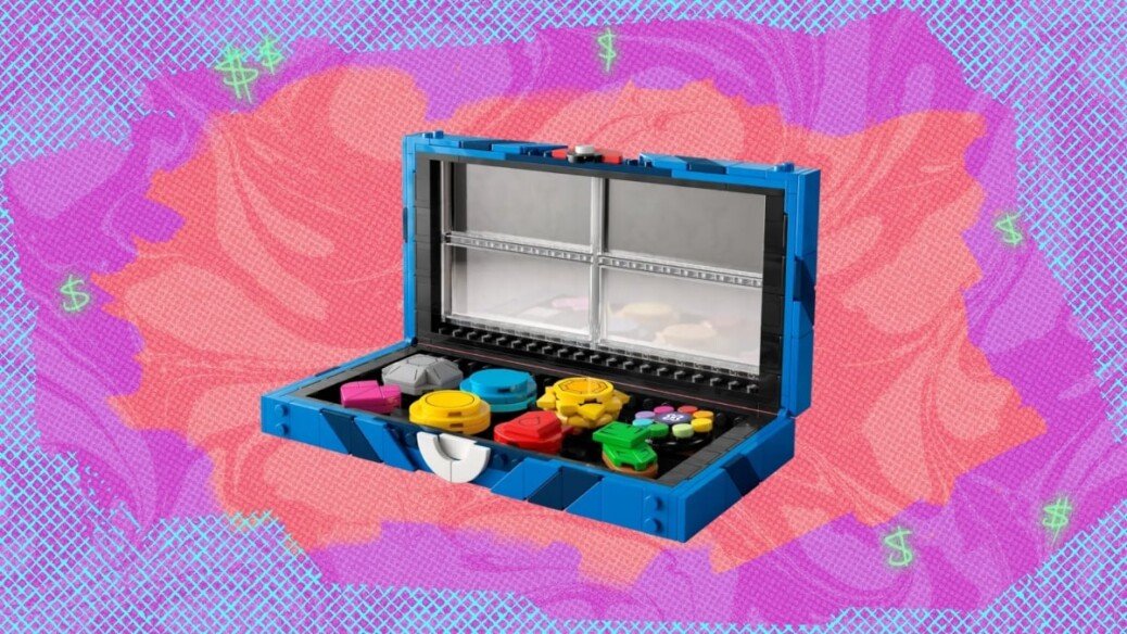 The Lego Pokémon Kanto Region Badge Collection is free when you pre-order the new Venusaur, Charizard, and Blastoise set