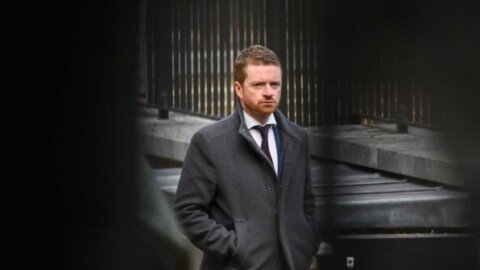 Morgan McSweeney Announces Resignation as UK Prime Minister Starmer’s Chief of Staff over Epstein Scandal