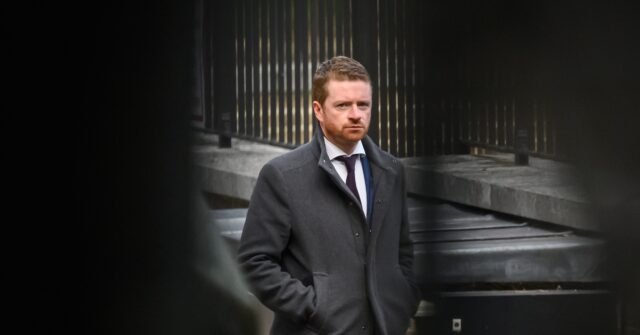 Morgan McSweeney Announces Resignation as UK Prime Minister Starmer’s Chief of Staff over Epstein Scandal