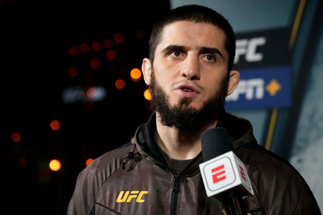 Islam Makhachev: UFC wants “a street fight”, “one of the UFC execs told me”