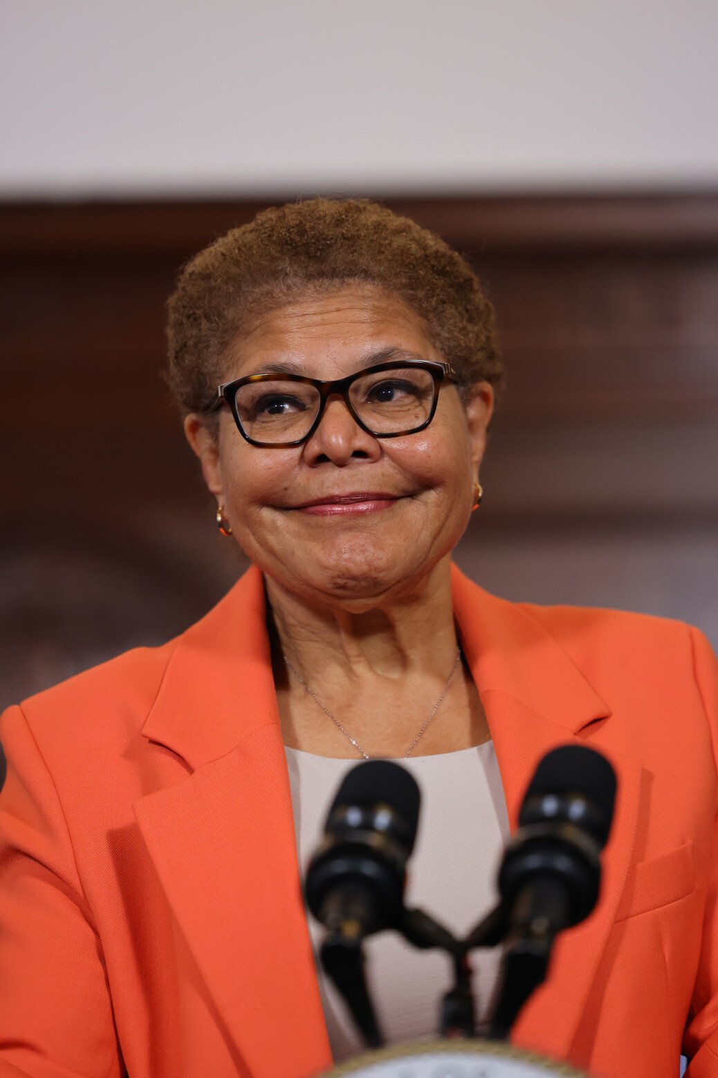 Gavin Newsom endorses Karen Bass for LA mayor: ‘I believe in her’