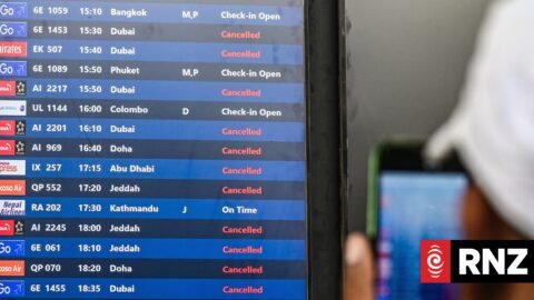 How do airlines judge when and where it’s safe to fly near a conflict zone?