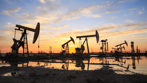 ‎Oil prices fall, on track for biggest weekly gain since 2022