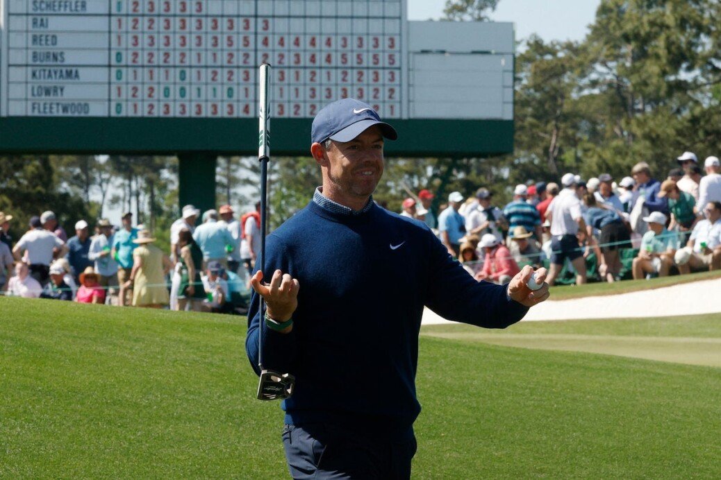 Familiarity breeds success for surging Rory McIlroy on Masters opening day