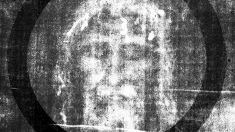 Shroud of Turin Study Uncovers Crop and Livestock Traces, but Mystery Remains