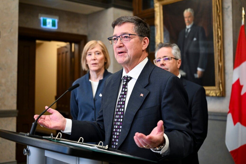 Conservatives call on auditor general to investigate $250M PrescribeIT program