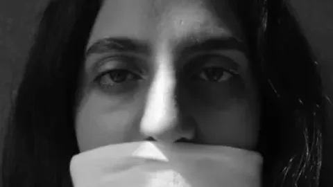 Woman journalist victim in Pakistan takes action against online harassment