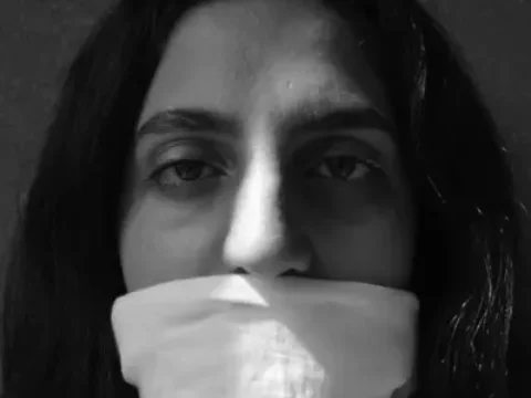 Woman journalist victim in Pakistan takes action against online harassment