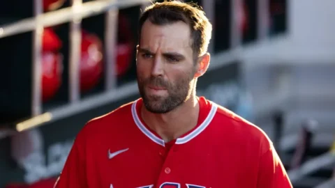 Angels infielder Chris Taylor unretires just one day after walking away from baseball