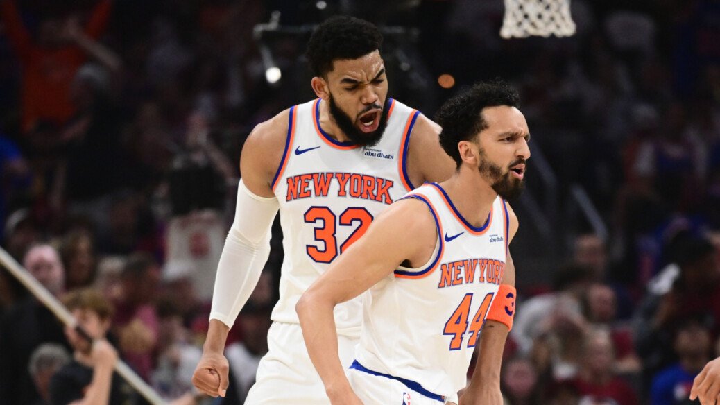 The ‘Active playoff double-doubles’ quiz