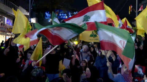 Dahiyeh crowds rally in favour of Iranian support against Israel