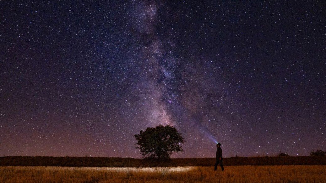 The Milky Way returns: How to take breathtaking photos of our galaxy this summer