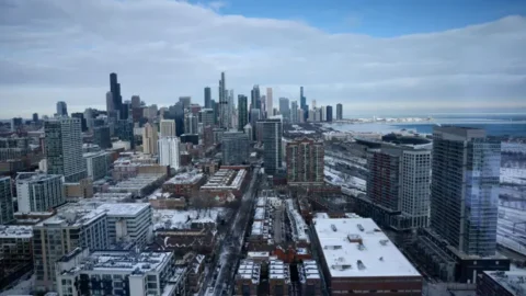 Ex-Chicago Housing Authority director, builder accused of $4.8M kickback scheme