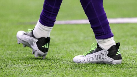 A Vikings Weapon Looks Like a True Spark Plug