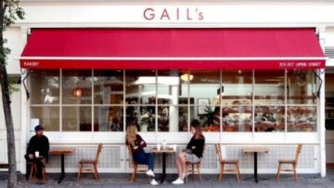 Cafes becoming a lifeline for remote workers in heatwave