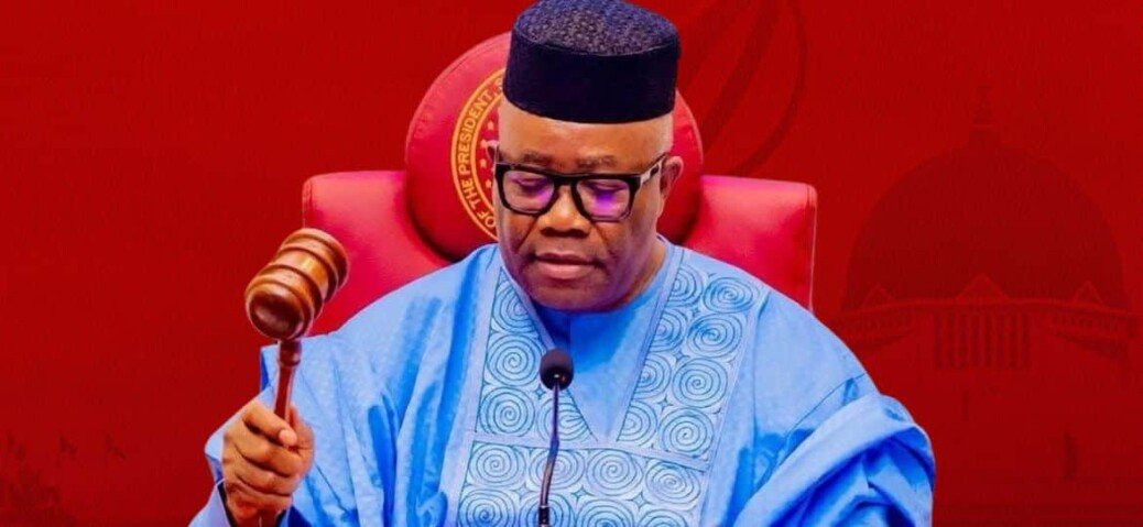 It Will Be Tragedy For You To Derail – Akpabio Warns Members Of City Boy Movement