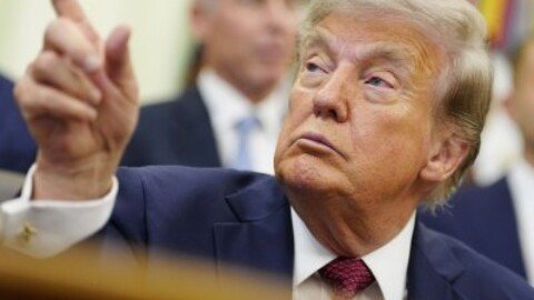 Trump orders Smithsonian to post signs about ‘inaccurate’ history