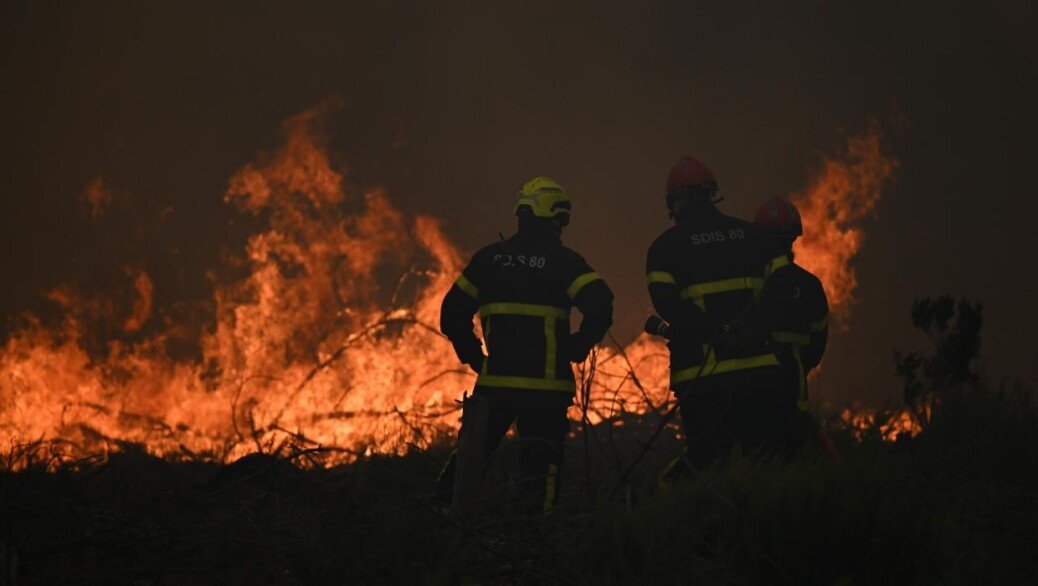 Wildfire in France causes 250,000 evacuations as it creeps toward Bordeaux