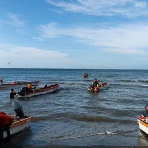 Maritime provinces of Papua New Guinea searching for people missing at sea