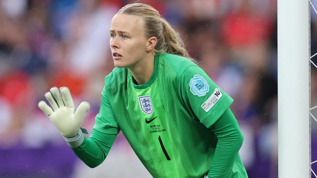 Hampton signs two-year Chelsea deal