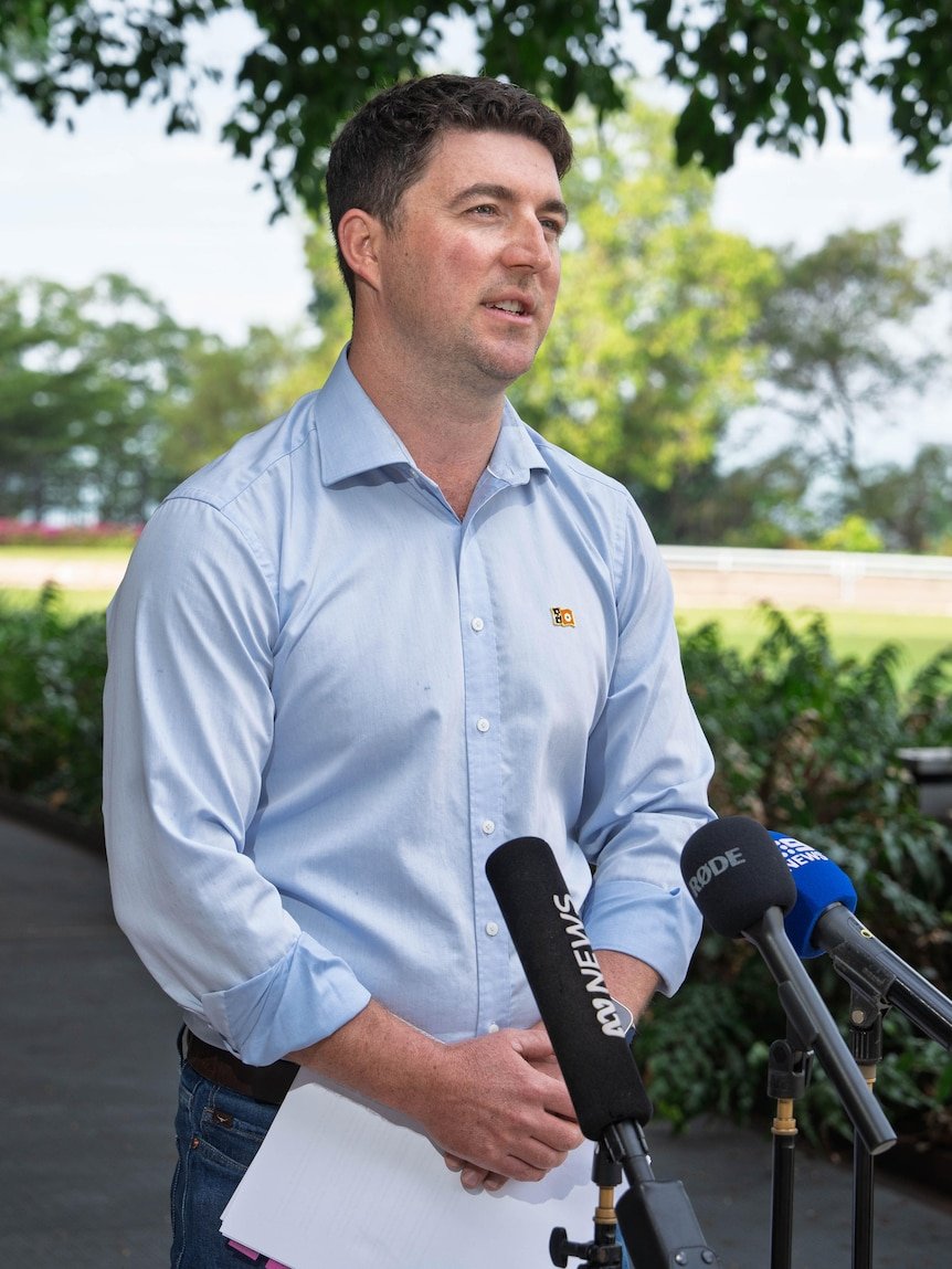 Commonwealth says it will block gas-fired data centres