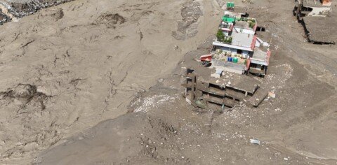 How does a collapsing glacier turn into a lethal wall of mud and water? An expert explains what happened in Nepal