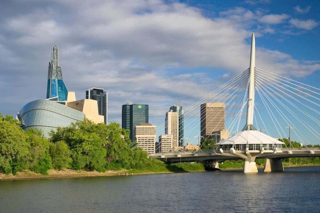 Manitoba selects 600 tradespeople and transportation workers for provincial track to permanent residence
