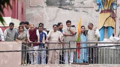 Satya Niketan Building Collapse: Delhi CM Orders Magisterial Inquiry, FIR Against Owner As Death Toll Rises To 6